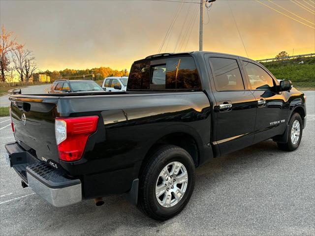 2018 nissan titan sv
