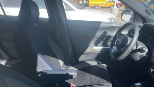 2018 nissan kicks sv