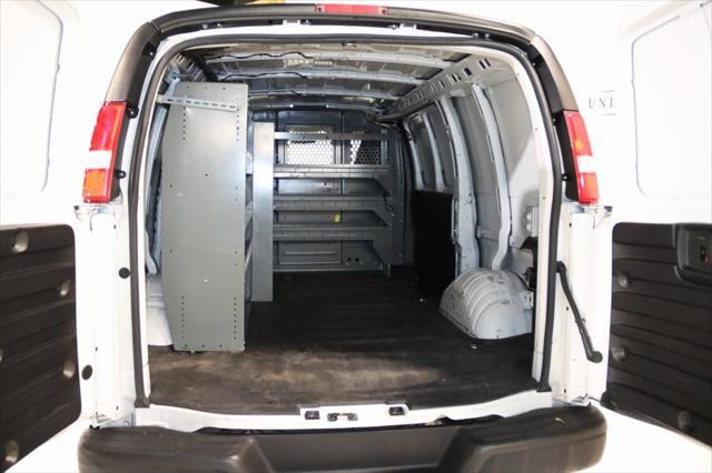 2021 chevrolet express 2500 rwd 2500 regular wheelbase wt