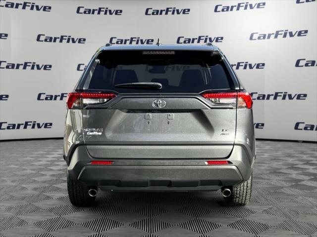 2021 toyota rav4 le