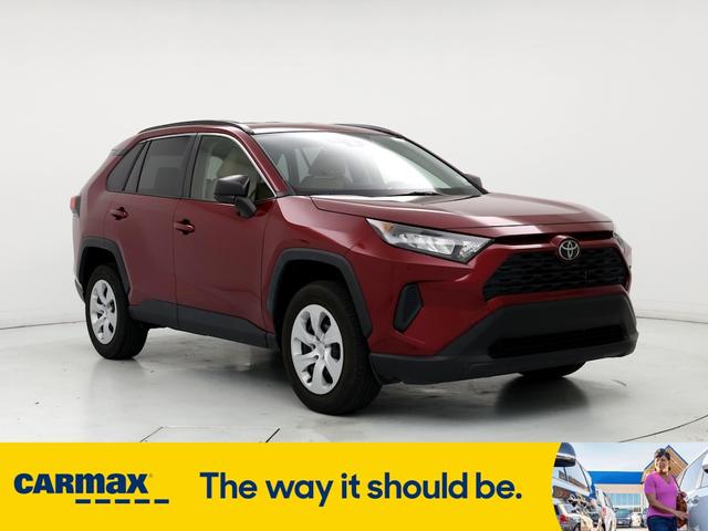 2021 toyota rav4 le