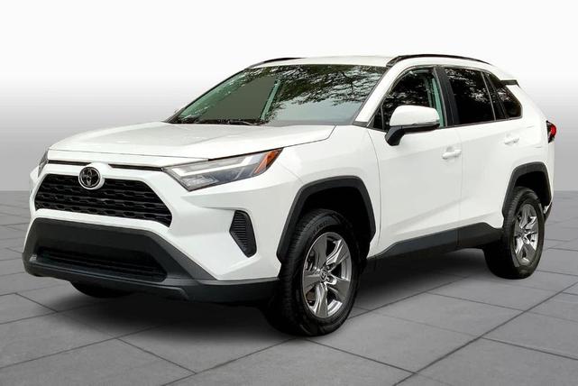 2022 toyota rav4 xle