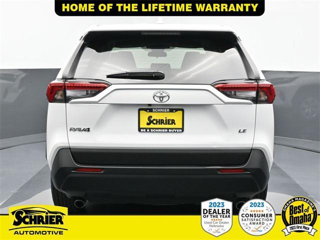 2023 toyota rav4 le