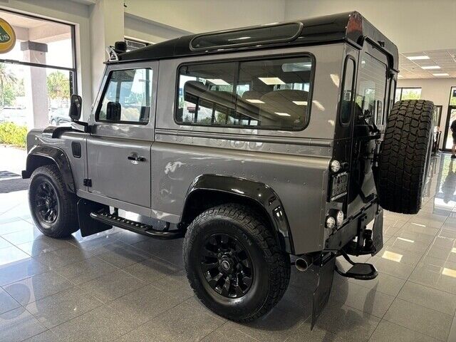 1998 land rover defender 90 3-dr hard top bmw 2.8 rhd - (collector series)