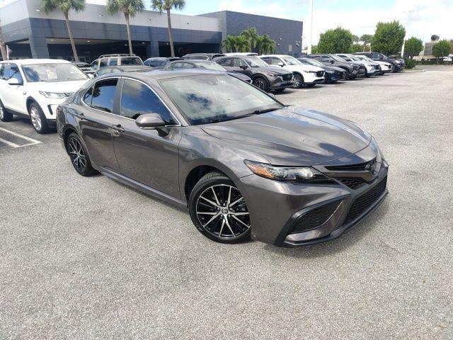 2023 toyota camry xse