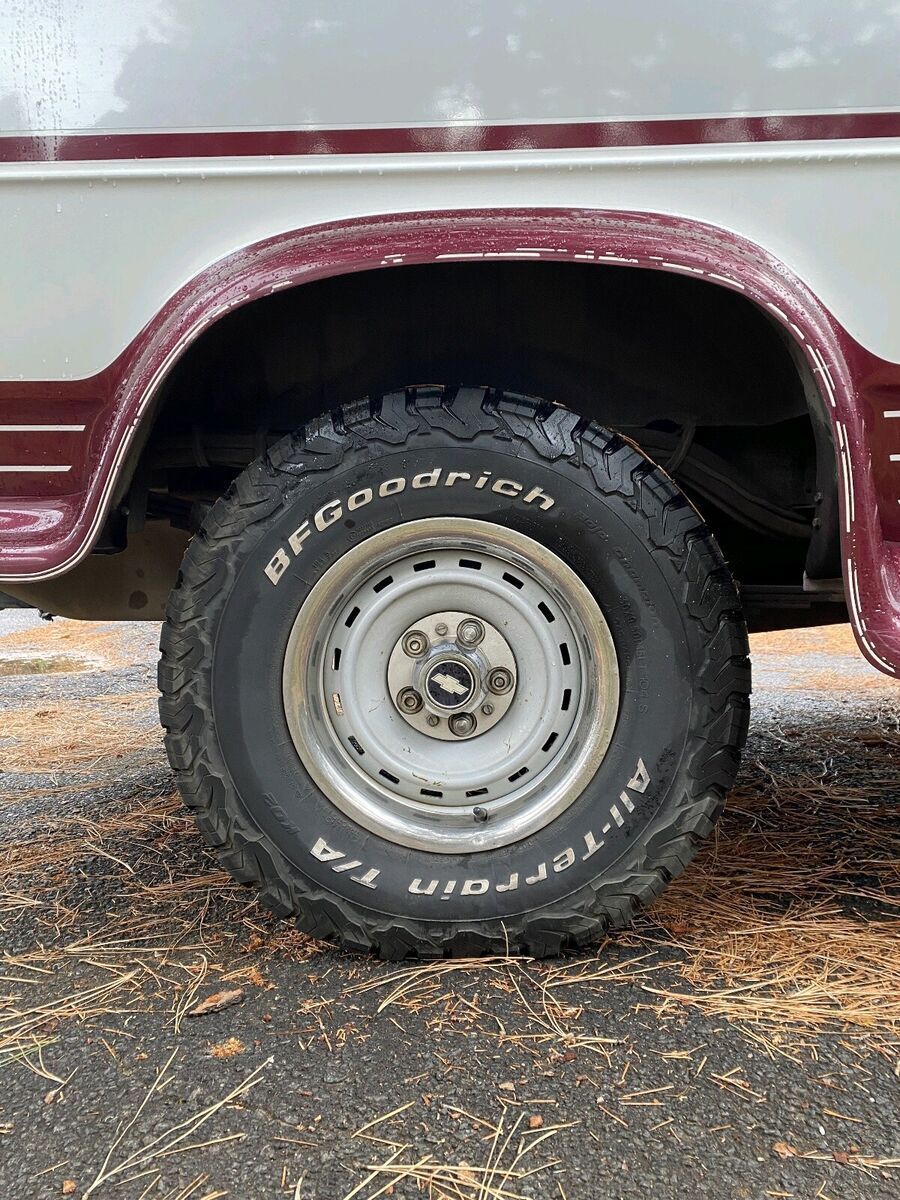1992 chevrolet g20 van grey rwd automatic