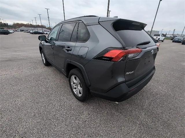 2021 toyota rav4 hybrid le
