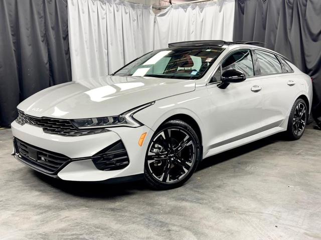2022 kia k5 gt-line