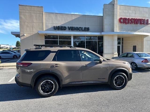 2023 nissan pathfinder rock creek