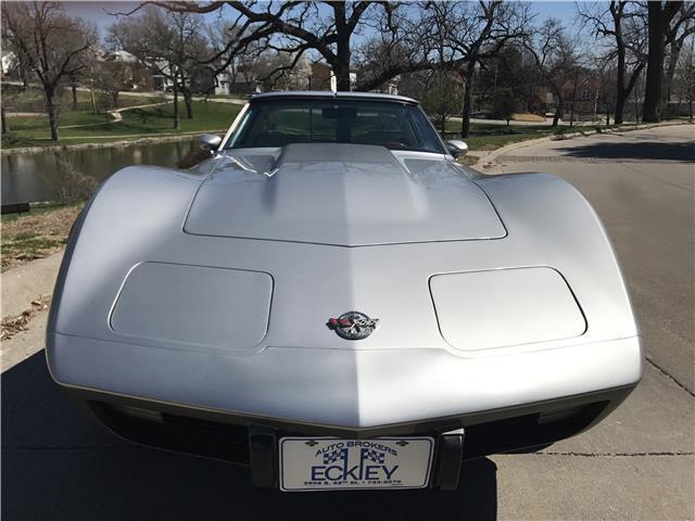 1978 chevrolet corvette coupe 100,254 miles silver/gray