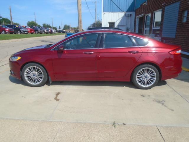 2015 ford fusion se