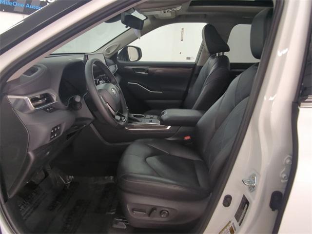 2023 toyota highlander hybrid platinum