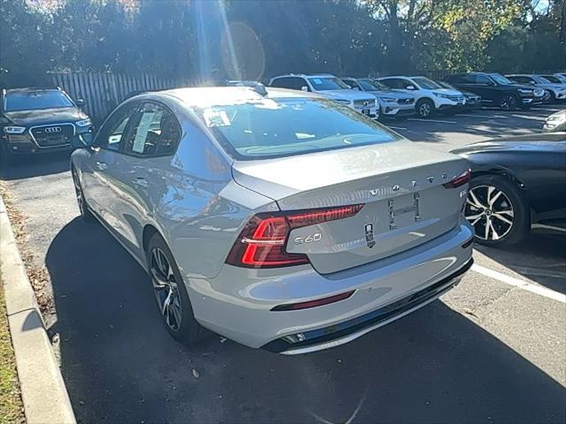 2024 volvo s60 b5 plus dark theme