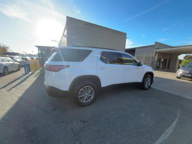 2023 chevrolet traverse lt cloth