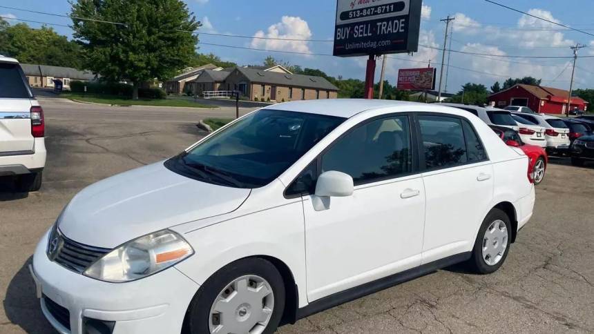 2009 nissan versa