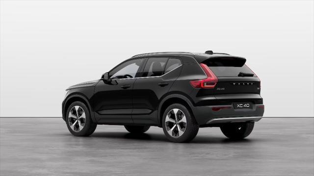 2024 volvo xc40 b5 plus bright theme