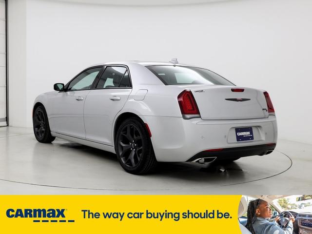 2023 chrysler 300 s