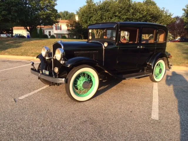1932 desoto sa - runs and drives well - nice older restoration - turnkey classic