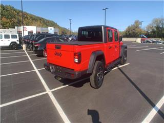 2023 Jeep Gladiator s