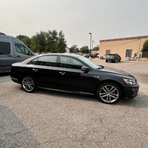 2018 volkswagen passat 2.0t r-line