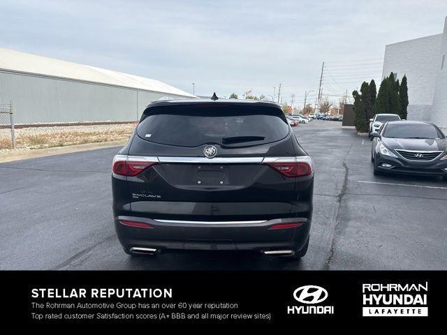 2022 buick enclave essence