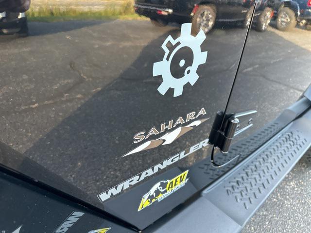 2016 jeep wrangler sahara