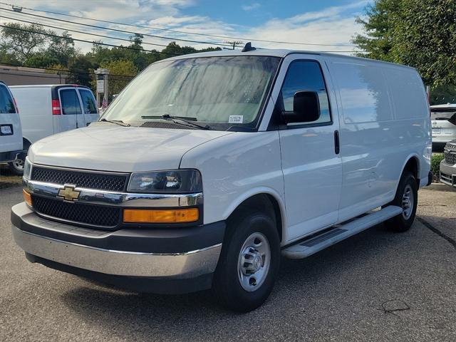 2021 chevrolet express 2500 rwd 2500 regular wheelbase wt