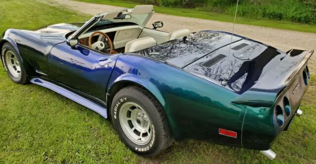 1975 chevrolet corvette stingray convertible 3-speed automatic chameleon paint