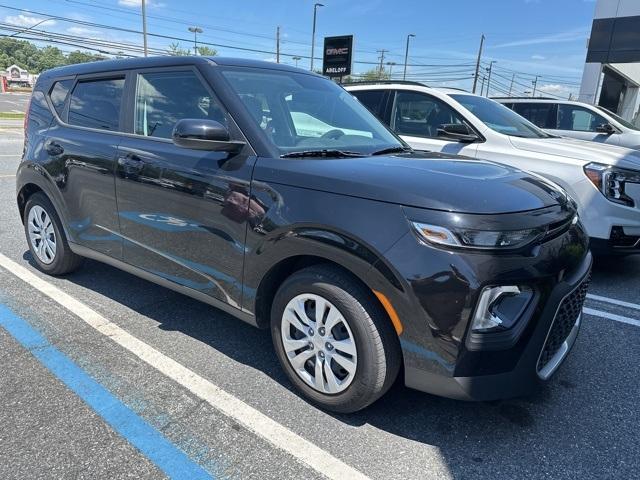 2022 kia soul lx