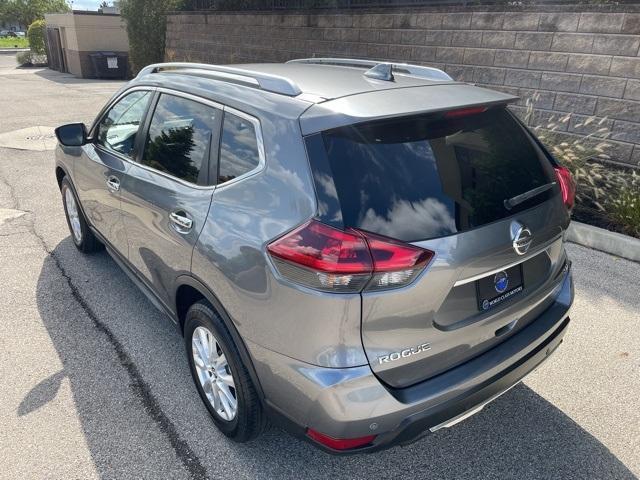2020 nissan rogue sv