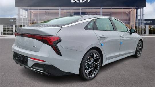 2025 Kia K5