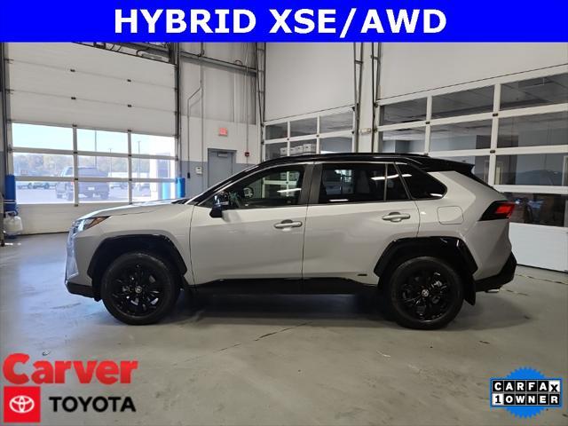 2022 toyota rav4 hybrid se