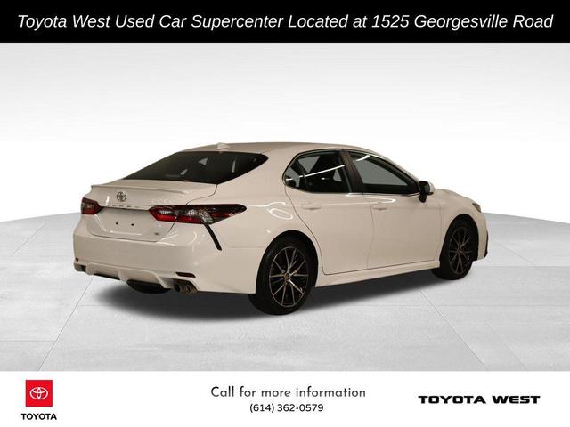 2024 toyota camry se
