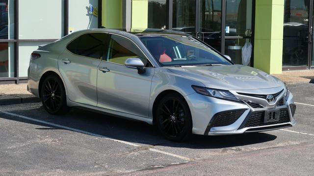 2022 toyota camry xse
