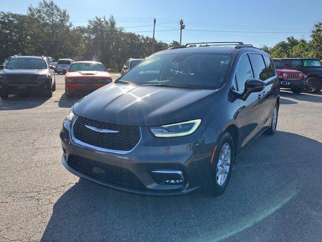 2022 chrysler pacifica touring-l