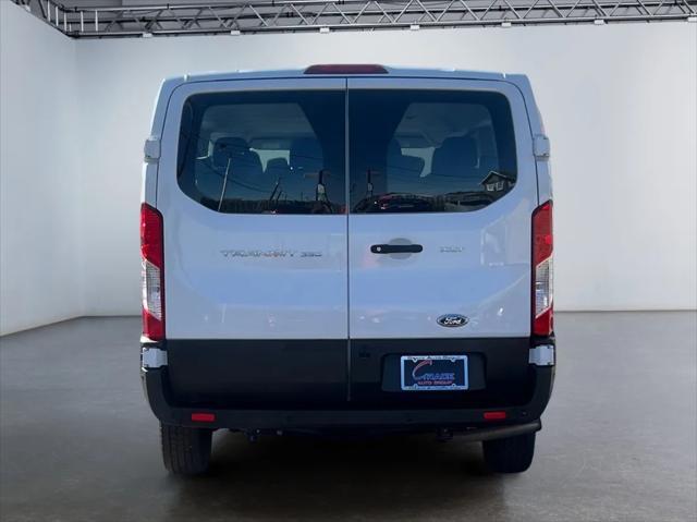 2022 ford transit-350 xlt