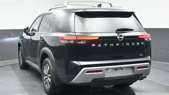 2023 Nissan Pathfinder sl premium package