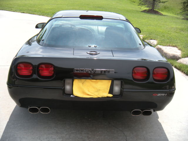 zr-1 corvette 1991 black on black