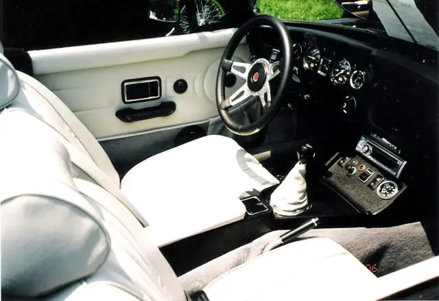 1974 mgb roadster v8 conversion