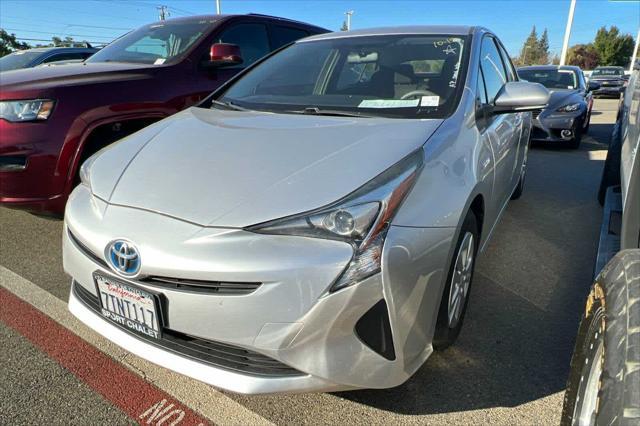 2016 toyota prius two