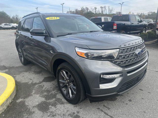 2023 ford explorer xlt