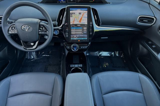 2022 toyota prius prime limited