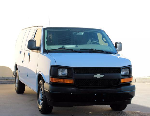 2017 chevrolet express 2500 work van