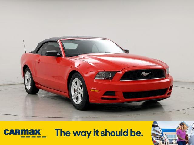 2014 ford mustang premium