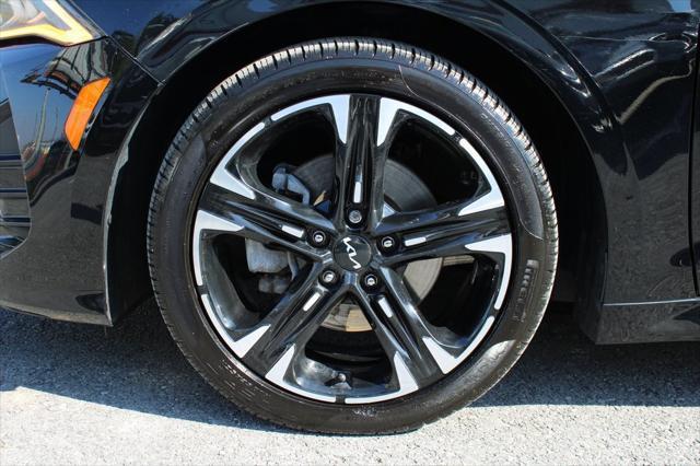 2023 kia k5 gt-line