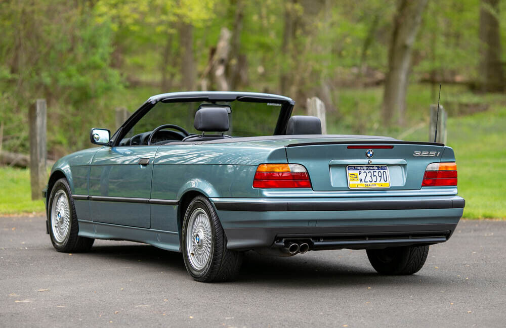 1994 bmw 325i 325i sport convertible e36 super low 84k mi carfax we ship!