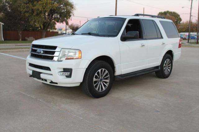 2017 ford expedition xlt