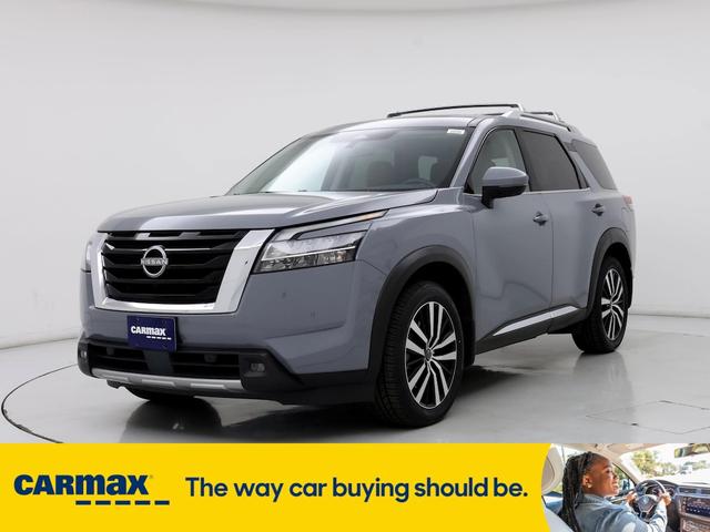2023 nissan pathfinder platinum