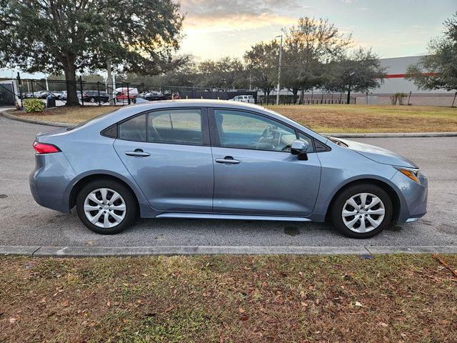 2021 toyota corolla le