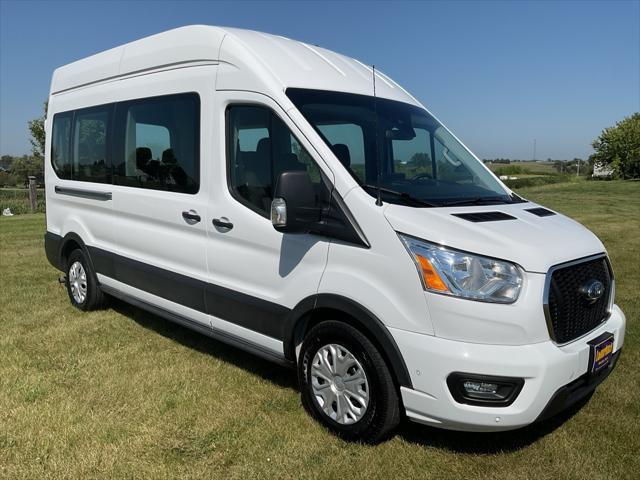 2022 ford transit-350 xlt